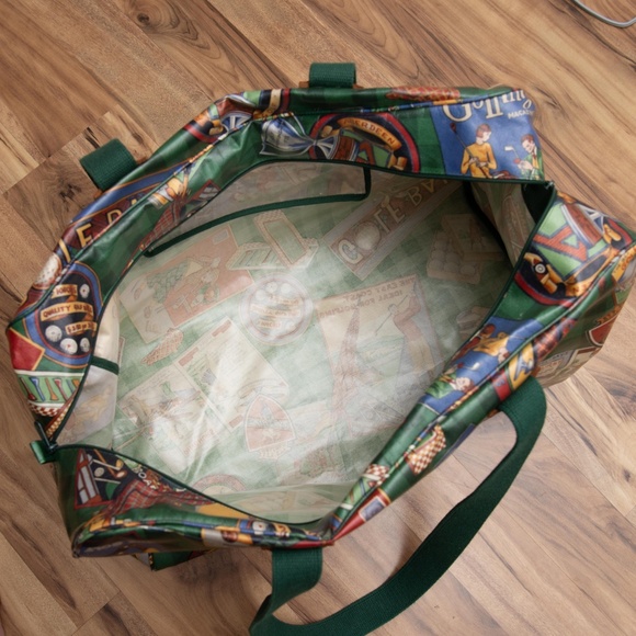 Nordic House Designs GOLF PRINT DUFFLE BAG Coated Canvas Travel Luggage Carry On - Picture 8 of 9